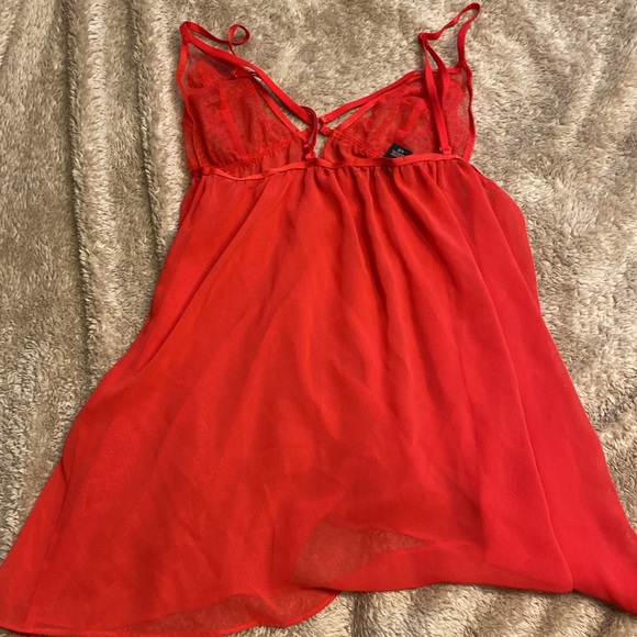 Victoria’s Secret Lace Lingerie Top - Picture 4 of 4